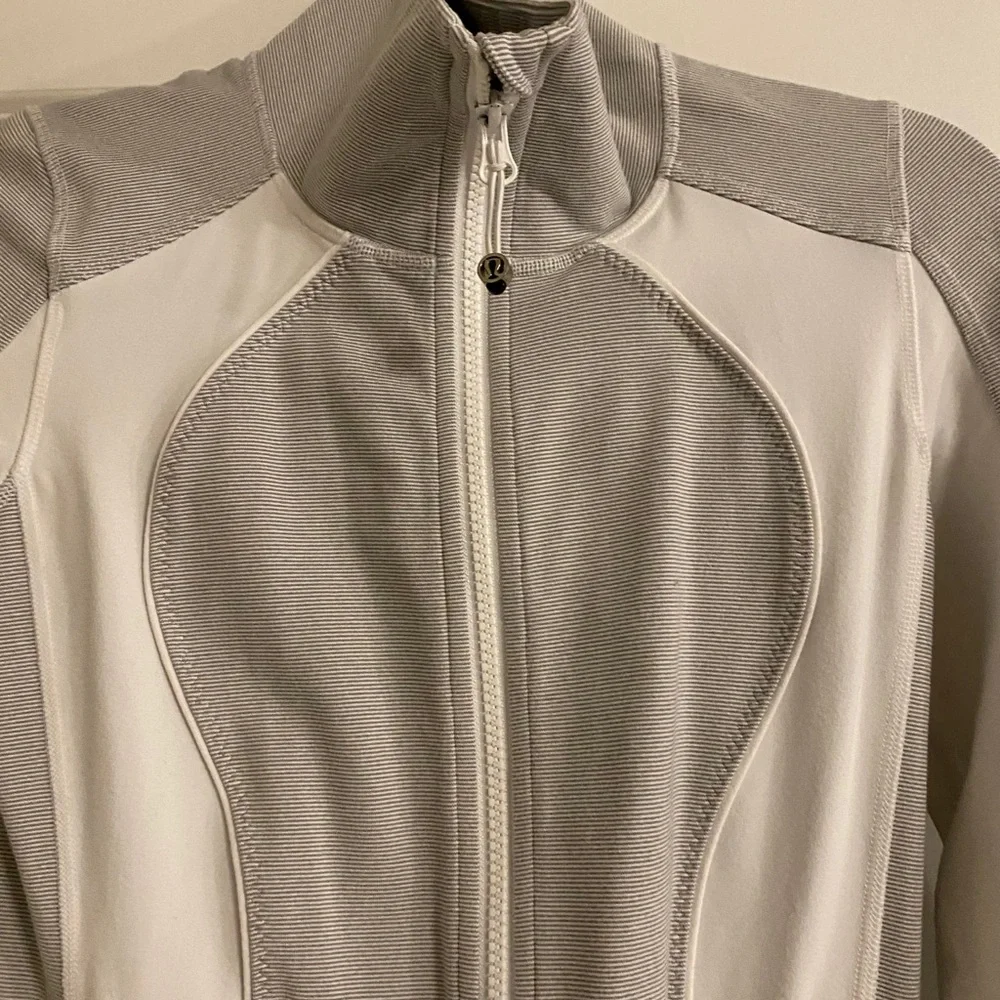 Lululemon define jacket - Picture 5 of 7